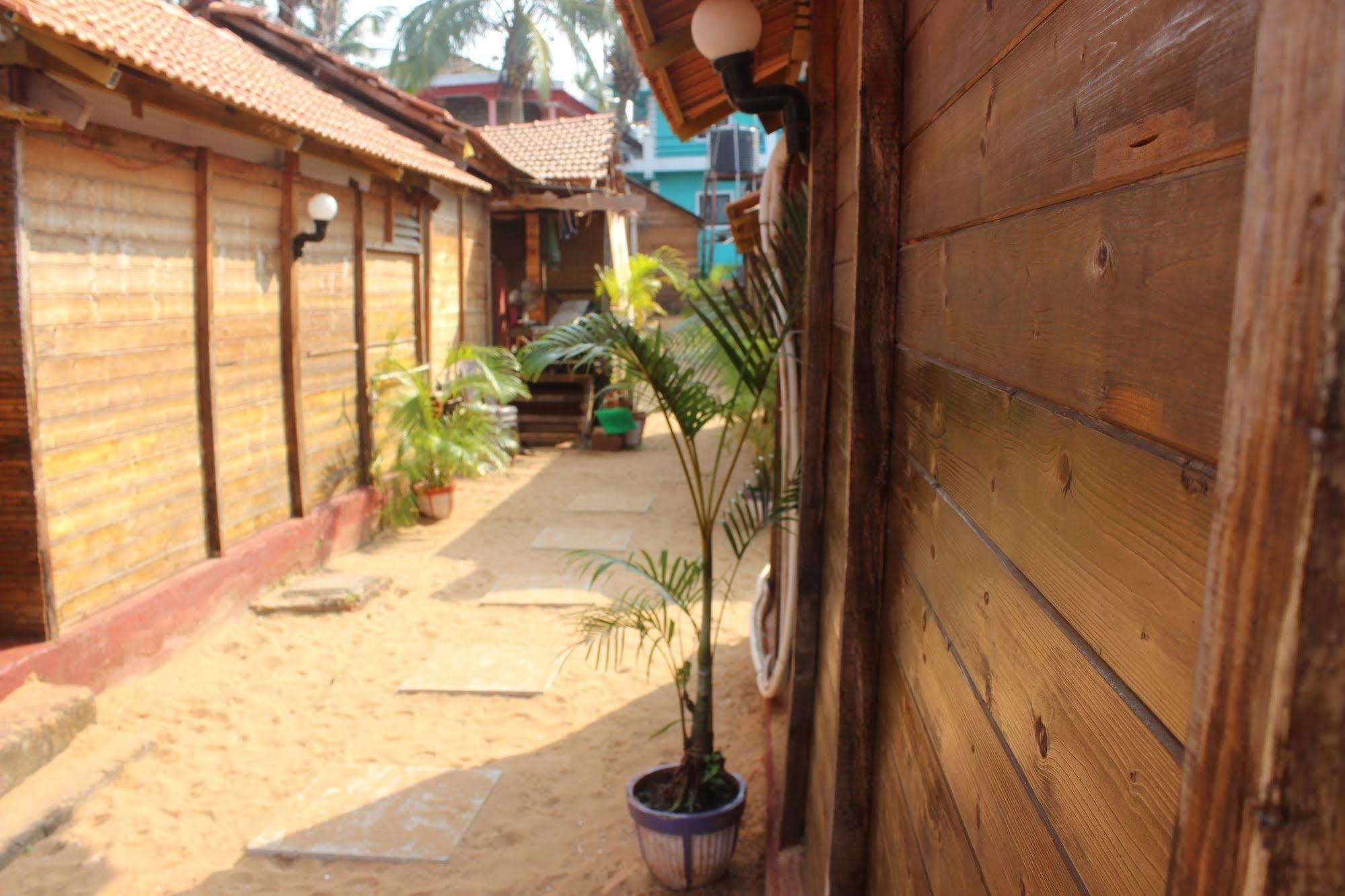 Tivai Beach Cottages 칼랑굿 외부 사진